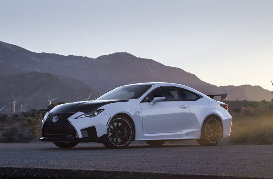 The Lexus RC F Earns Itself Import Muscle Car Status