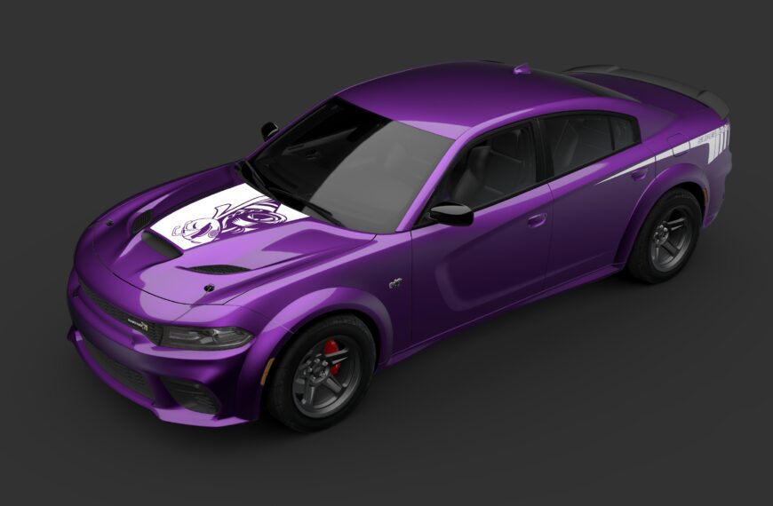 Dodge Reveals Last Call Variant 2/7 with the Drag Strip Ready Super Bee