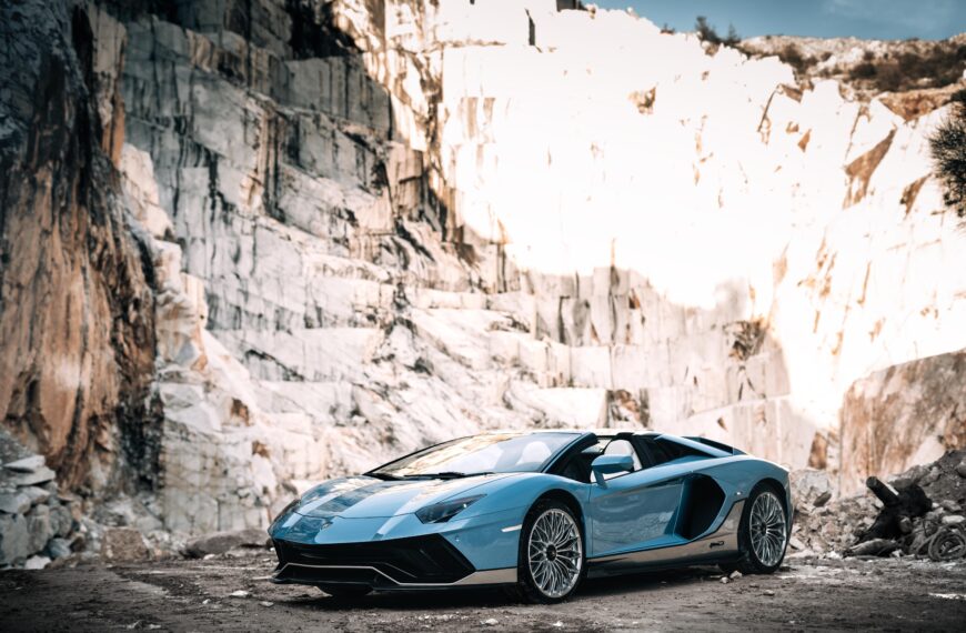 The Final Aventador has Rolled off the Line