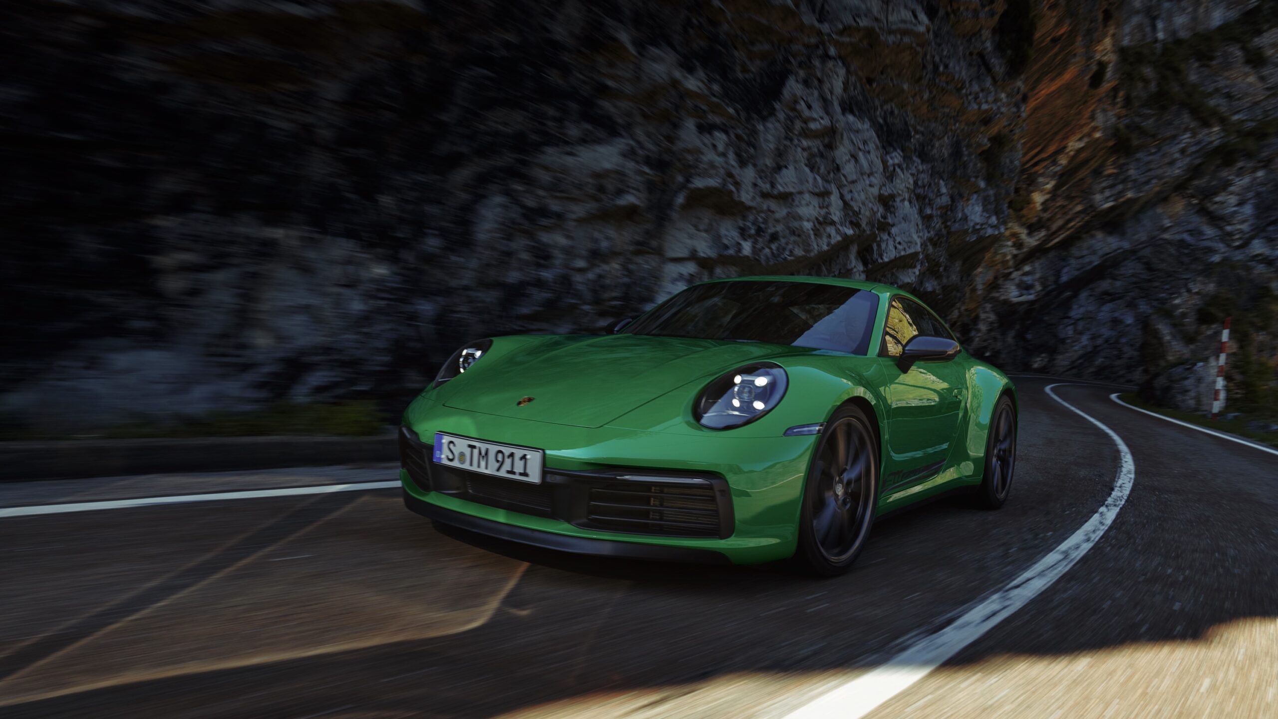 Porsche Tames the 911 for a No-Frills Carrera T