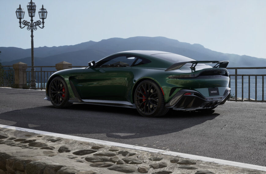 How We’d Spec Out a 2022 Aston Martin Vantage